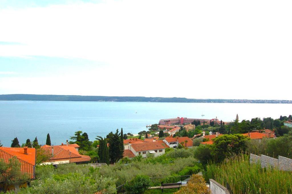 Beautiful Street Lägenhet Portorož Exteriör bild